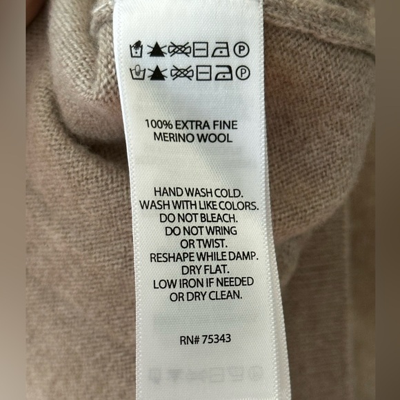 Christian Lacroix 100% Merino Wool Quarter Zip Sweater – Taupe – Men’s M - Picture 5 of 5